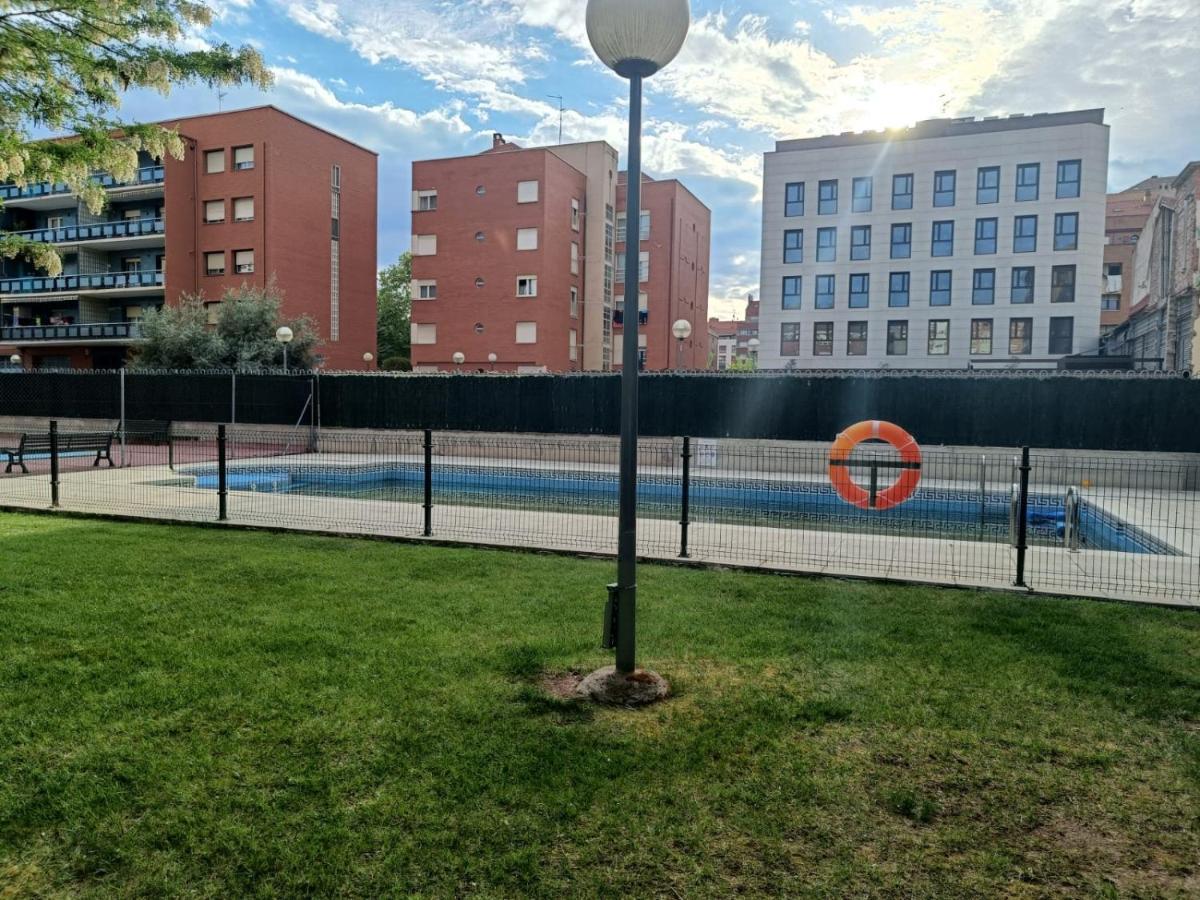 Pool And Confort 3 Habitaciones Y Garaje By Apartamentos Логроньйо Екстер'єр фото