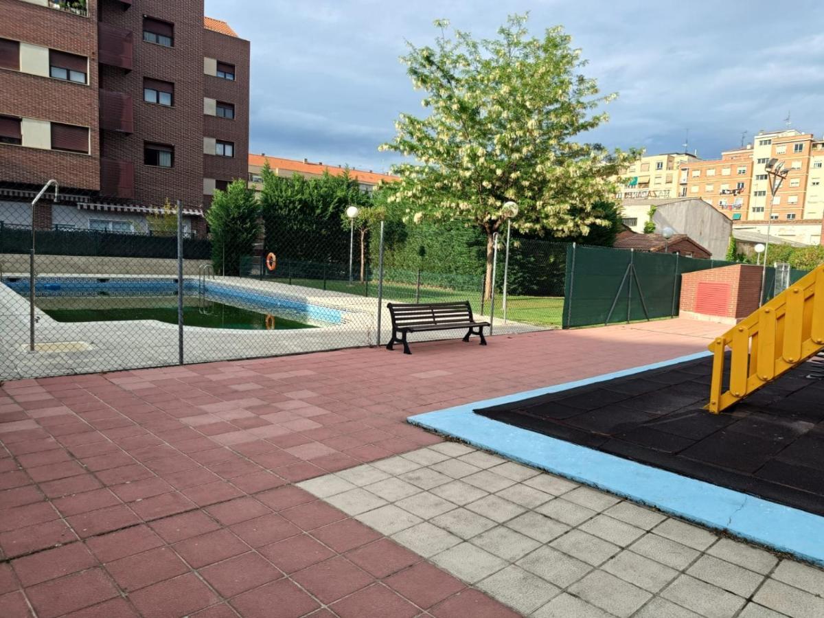 Pool And Confort 3 Habitaciones Y Garaje By Apartamentos Логроньйо Екстер'єр фото